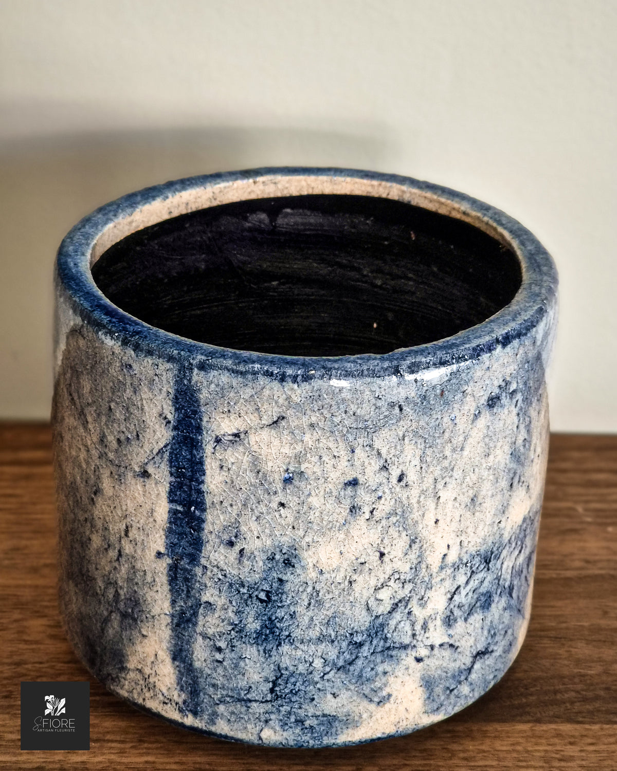 Cache Pot - Fracture