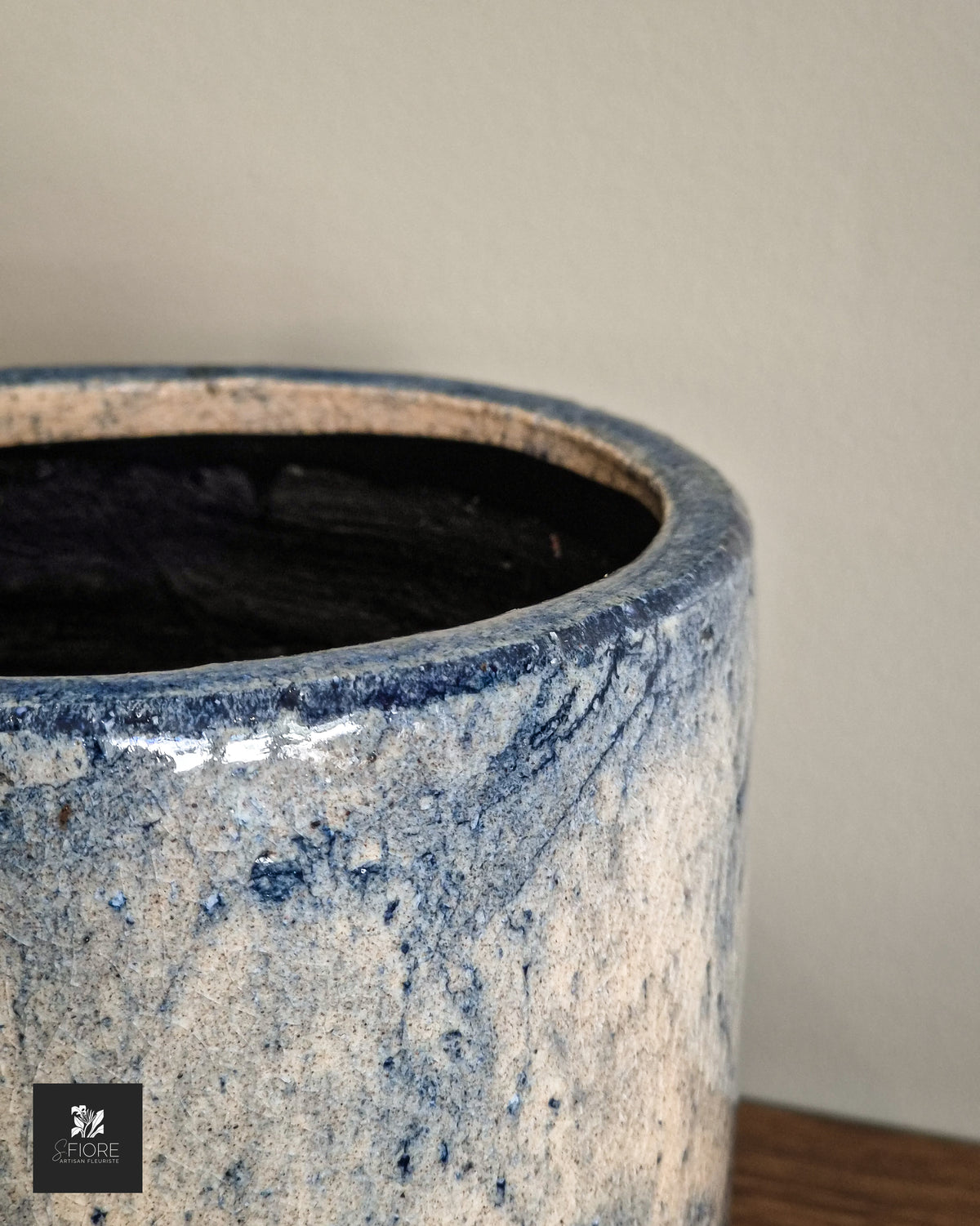 Cache Pot - Fracture