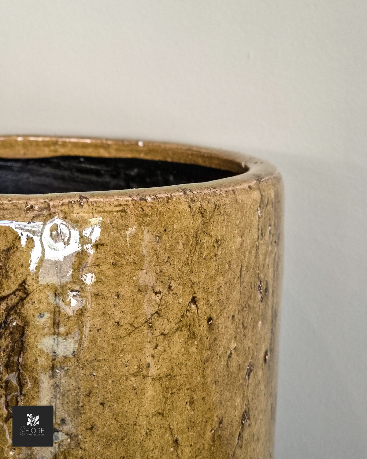 Cache pot - Fracture