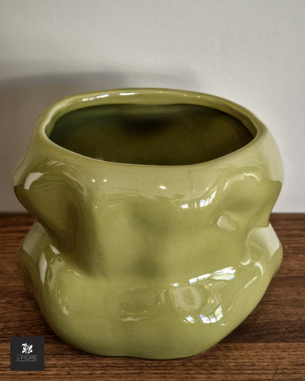 Cache Pot - Charlie